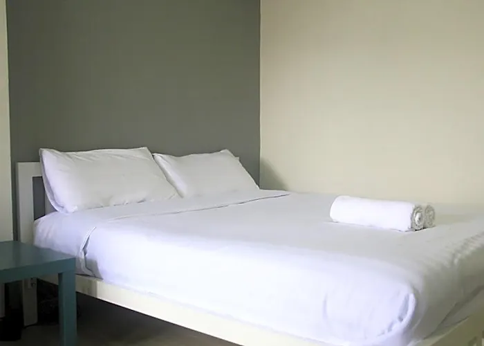 Motel Sakun Place 3*